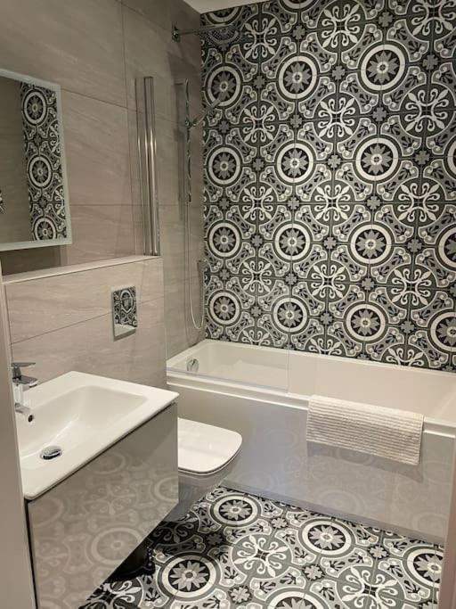 Boutique Luxury Apartment, High St, Henley-In-Arden Buitenkant foto