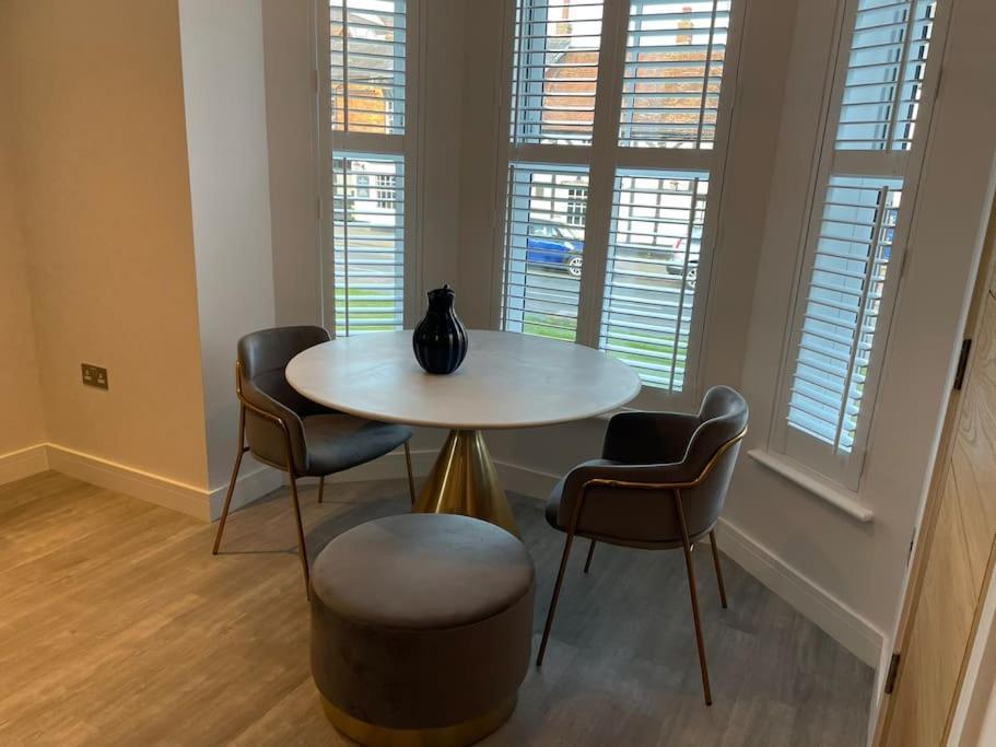 Boutique Luxury Apartment, High St, Henley-In-Arden Buitenkant foto